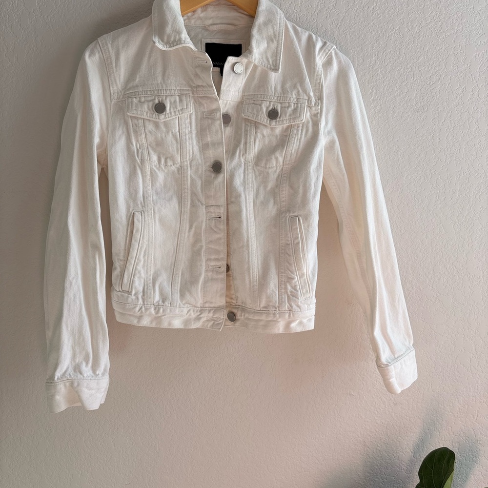 Banana Republic Women's White Denim Jacket Long Sleeve Short Collared S